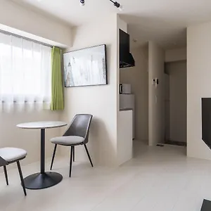 Laurea Tower Ikebukuro Apartment