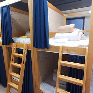호스텔 Bee-hive Sugamo - Male Only, 도쿄